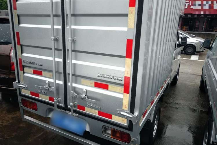 Used Wuling Rongguang Small Truck 2021 1.5L Base Version Double-Cab L3C Exterior 5
