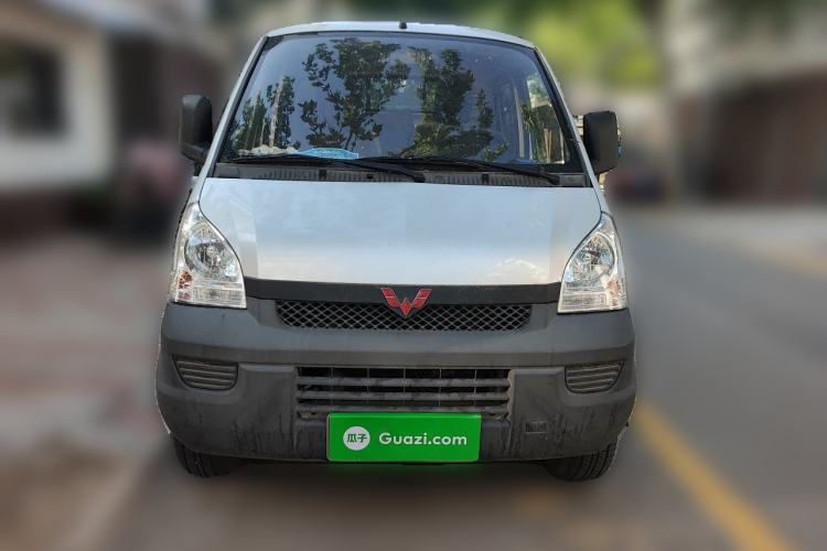 Used Wuling Rongguang Small Truck 2021 1.5L Base Version Double-Cab L3C Front