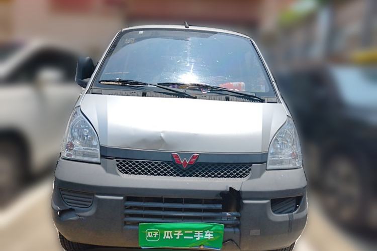 Used Wuling Rongguang Small Truck 2021 1.5L Standard Edition Air-Conditioned Double-Cab L3C Front