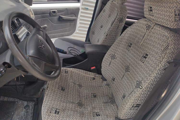 Used Wuling Rongguang Small Truck 2021 1.5L Base Version Double-Cab L3C Left Front Seat