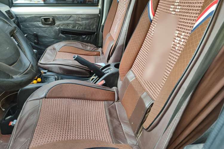 Used Wuling Rongguang Small Truck 2021 1.5L Base Single-Row L3C Left Rear Seat