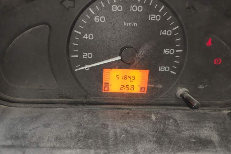 Used Wuling Rongguang Small Truck 2021 1.5L Base Version Double-Cab L3C Odometer Close Up