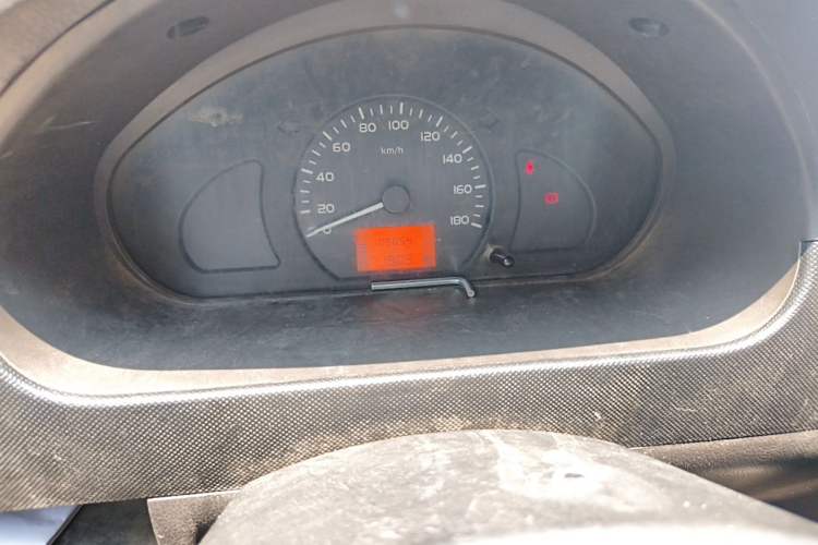 Used Wuling Rongguang Small Truck 2021 1.5L Standard Edition Air-Conditioned Double-Cab L3C Odometer Close Up