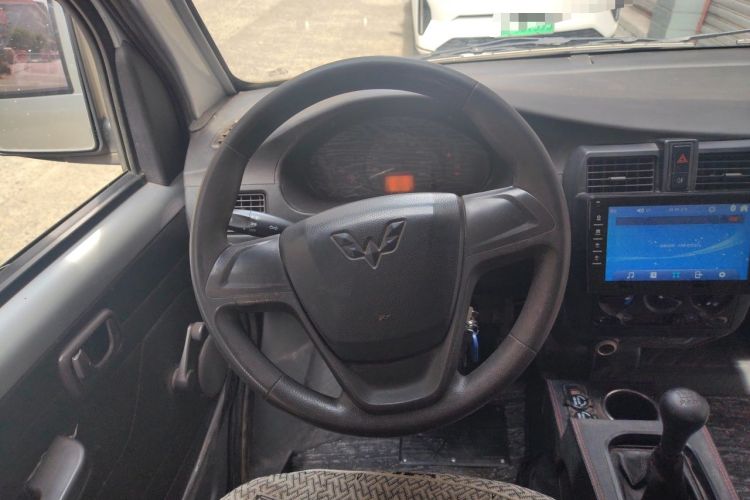 Used Wuling Rongguang Small Truck 2021 1.5L Base Version Double-Cab L3C Steering Wheel