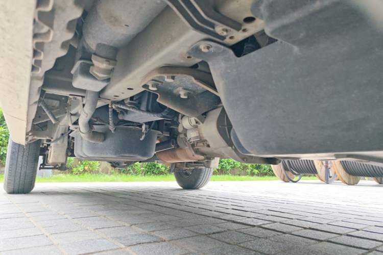 Used Wuling Rongguang Small Truck 2021 1.2L Base Single-Row LSI Chassis Front Right