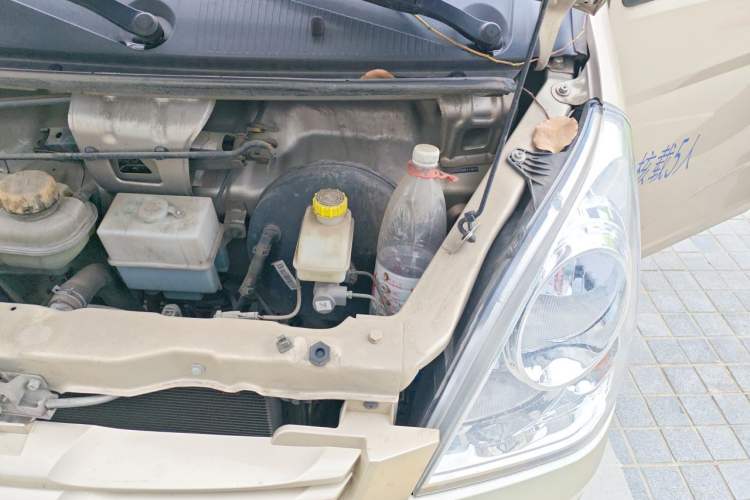 Used Wuling Rongguang Small Truck 2021 1.2L Base Single-Row LSI Engine Bay Left