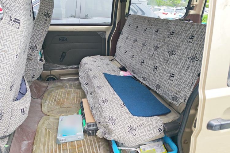 Used Wuling Rongguang Small Truck 2021 1.2L Base Single-Row LSI Left Rear Seat