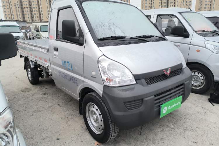 Used Wuling Rongguang Small Truck 2023 1.5L Single-Row LAR Exterior 2