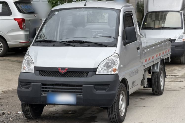 Used Wuling Rongguang Small Truck 2023 1.5L Single-Row LAR Guazi used car, China used car export, Used car for sale, Used  cars, Cheapest cars for sale