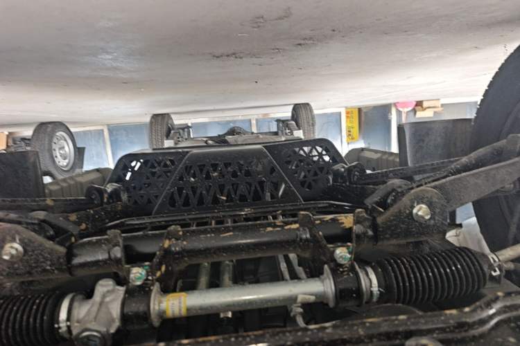 Used Wuling Rongguang Small Truck 2023 1.5L Single-Row LAR Chassis Front