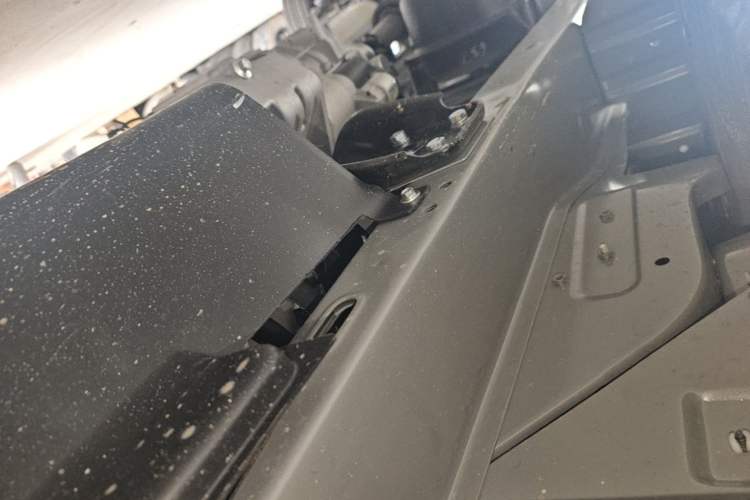 Used Wuling Rongguang Small Truck 2023 1.5L Single-Row LAR Chassis Front Right