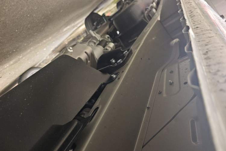 Used Wuling Rongguang Small Truck 2023 1.5L Single-Row LAR Chassis Front Right