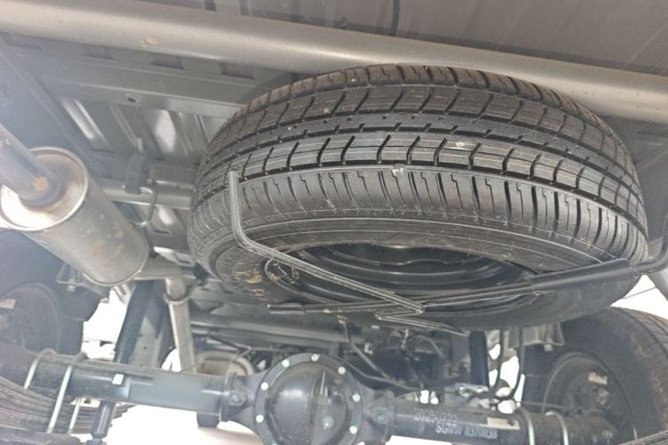 Used Wuling Rongguang Small Truck 2023 1.5L Single-Row LAR Chassis Rear