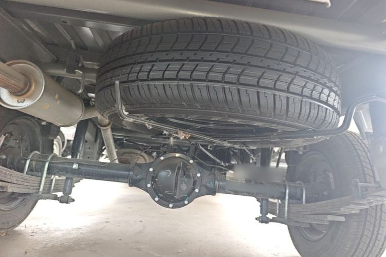 Used Wuling Rongguang Small Truck 2023 1.5L Single-Row LAR Chassis Rear