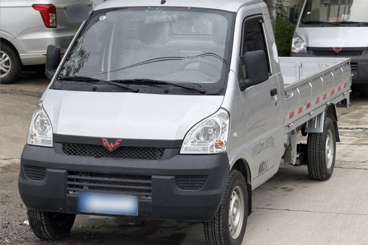 Used Wuling Rongguang Small Truck 2023 1.5L Single-Row LAR Exterior 1