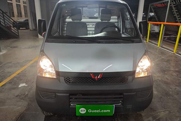 Used Wuling Rongguang Small Truck 2023 1.5L Single-Row LAR Exterior 1