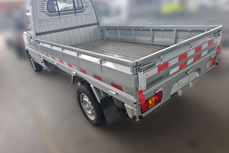 Used Wuling Rongguang Small Truck 2023 1.5L Single-Row LAR Exterior 2