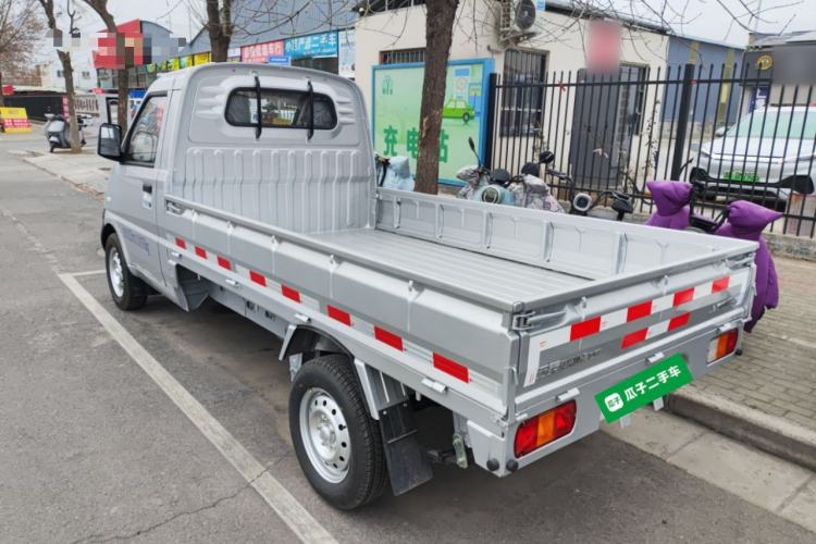 Used Wuling Rongguang Small Truck 2023 1.5L Single-Row LAR Exterior 2