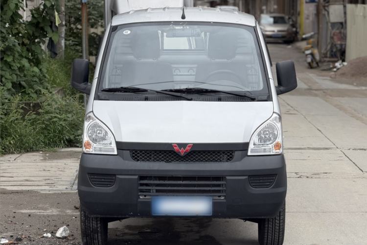 Used Wuling Rongguang Small Truck 2023 1.5L Single-Row LAR Exterior 2