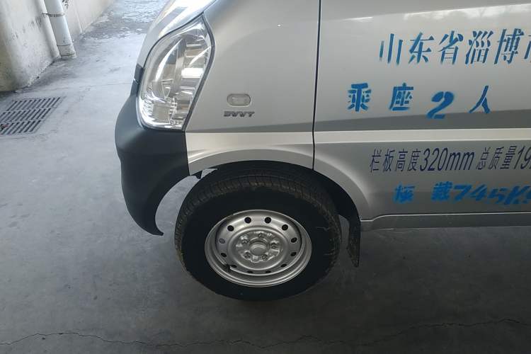 Used Wuling Rongguang Small Truck 2023 1.5L Single-Row LAR Exterior 7