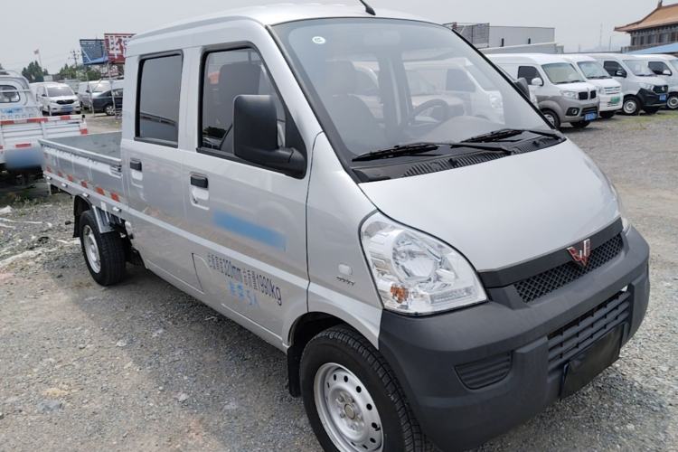 Used Wuling Rongguang Small Truck 2023 1.5L Double-Cab Extended-Length LAR Front Right 45 Deg