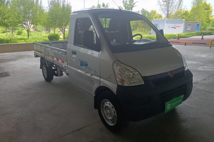 Used Wuling Rongguang Small Truck 2023 1.5L Single-Row LAR Front Right 45 Deg