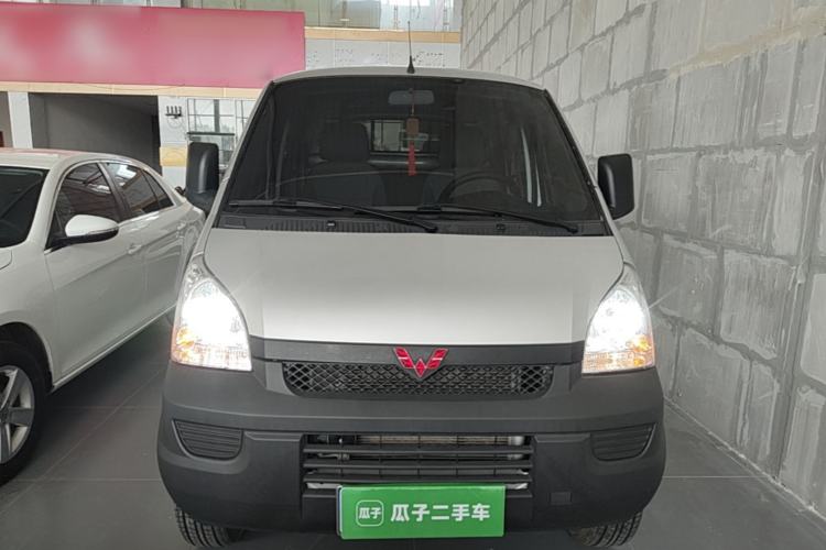 Used Wuling Rongguang Small Truck 2023 1.5L Double-Cab Extended-Length LAR Front