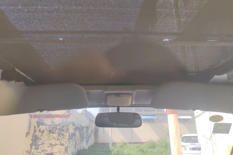 Used Wuling Rongguang Small Truck 2023 1.5L Single-Row LAR Headliner