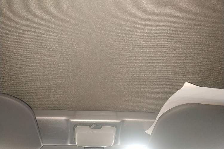 Used Wuling Rongguang Small Truck 2023 1.5L Single-Row LAR Headliner