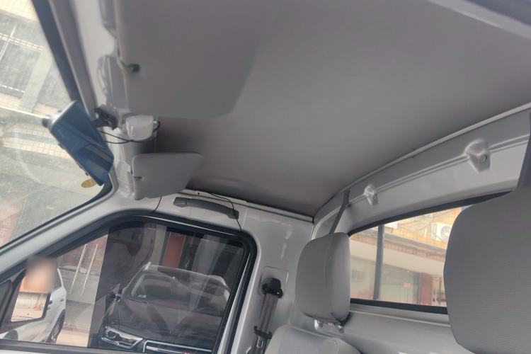 Used Wuling Rongguang Small Truck 2023 1.5L Single-Row LAR Headliner