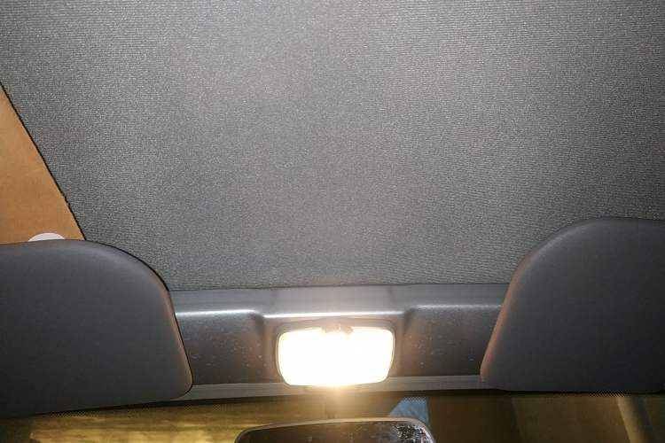 Used Wuling Rongguang Small Truck 2023 1.5L Double-Cab LAR Headliner