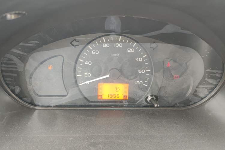Used Wuling Rongguang Small Truck 2023 1.5L Single-Row LAR Instrument Cluster