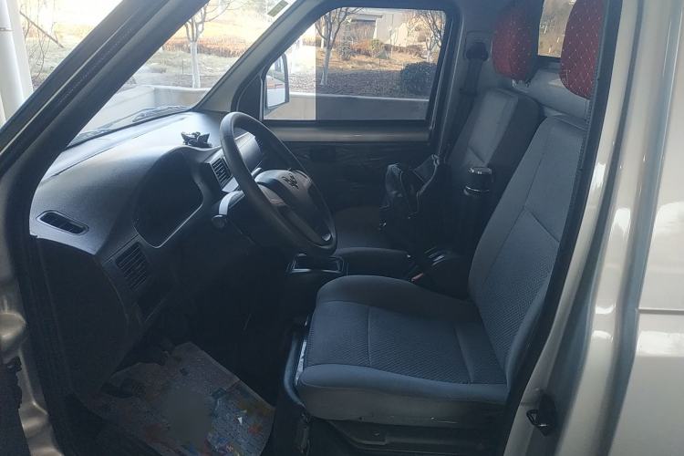 Used Wuling Rongguang Small Truck 2023 1.5L Single-Row LAR Left Front Seat