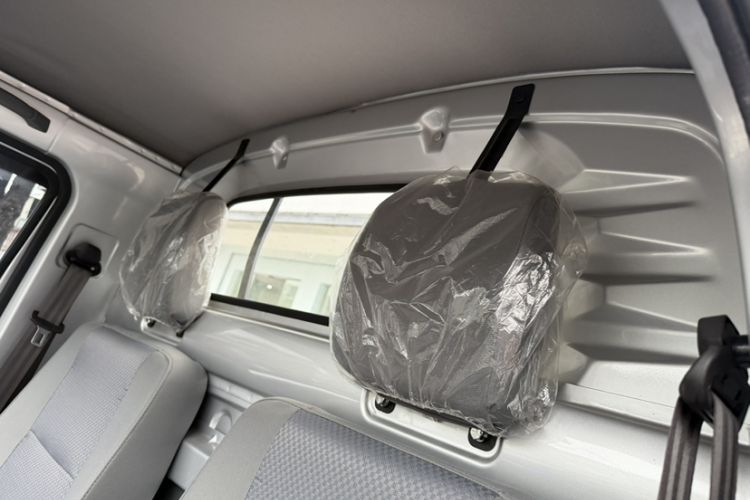 Used Wuling Rongguang Small Truck 2023 1.5L Single-Row LAR Left Front Seat