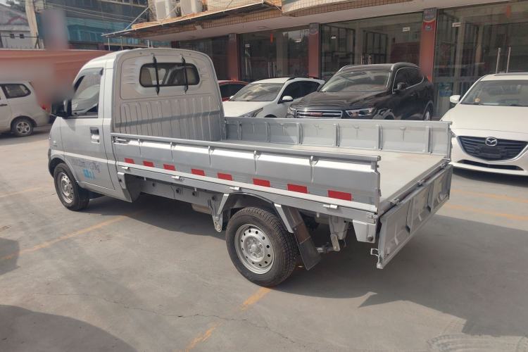 Used Wuling Rongguang Small Truck 2023 1.5L Single-Row LAR Left Side