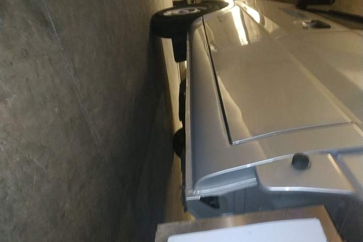 Used Wuling Rongguang Small Truck 2023 1.5L Double-Cab LAR Left Side Sill