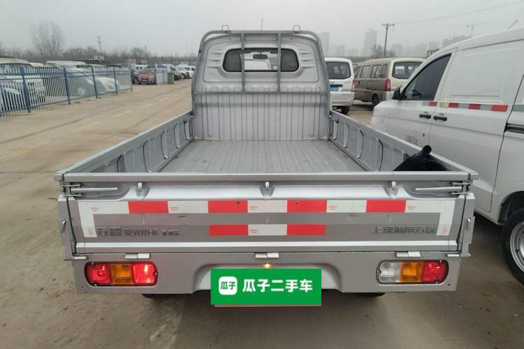 Used Wuling Rongguang Small Truck 2023 1.5L Single-Row LAR Rear