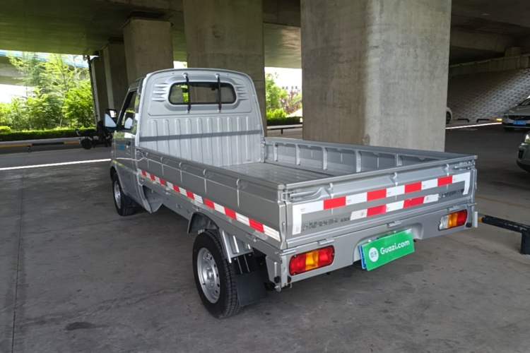 Used Wuling Rongguang Small Truck 2023 1.5L Single-Row LAR Rear Left 45 Deg