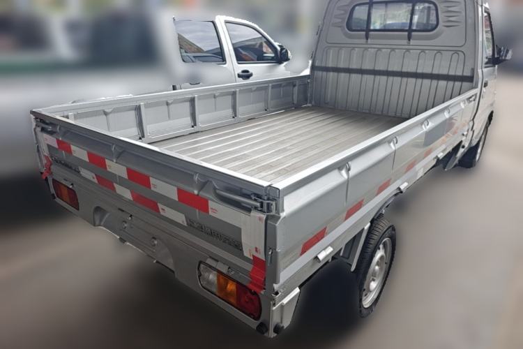 Used Wuling Rongguang Small Truck 2023 1.5L Single-Row LAR Rear Right 45 Deg