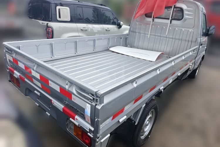 Used Wuling Rongguang Small Truck 2023 1.5L Single-Row LAR Rear Right 45 Deg