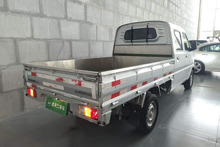 Used Wuling Rongguang Small Truck 2023 1.5L Double-Cab Extended-Length LAR Rear Right 45 Deg