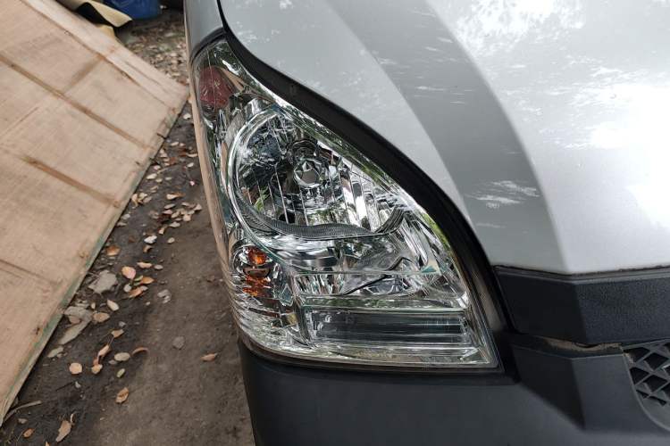 Used Wuling Rongguang Small Truck 2023 1.5L Single-Row LAR Right Front Headlight