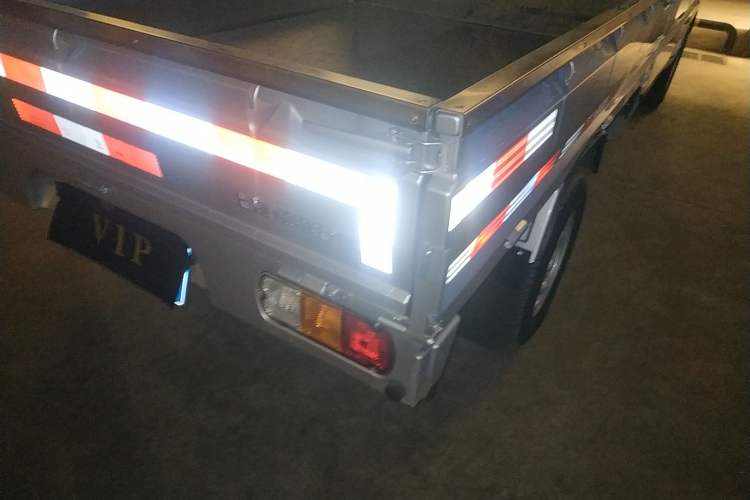 Used Wuling Rongguang Small Truck 2023 1.5L Double-Cab LAR Right Rear Taillight
