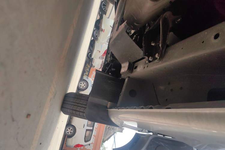 Used Wuling Rongguang Small Truck 2023 1.5L Single-Row LAR Right Side Sill
