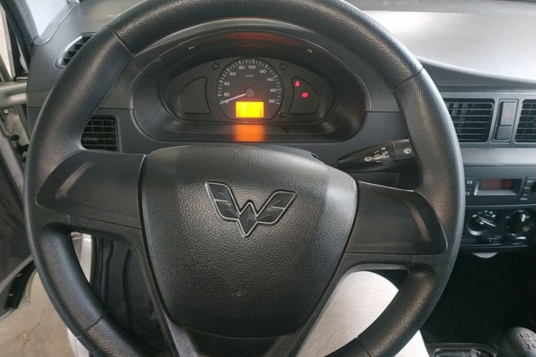 Used Wuling Rongguang Small Truck 2023 1.5L Double-Cab LAR Steering Wheel