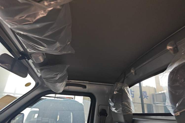 Used Wuling Rongguang Small Truck 2023 1.5L Single-Row Extended LAR Headliner