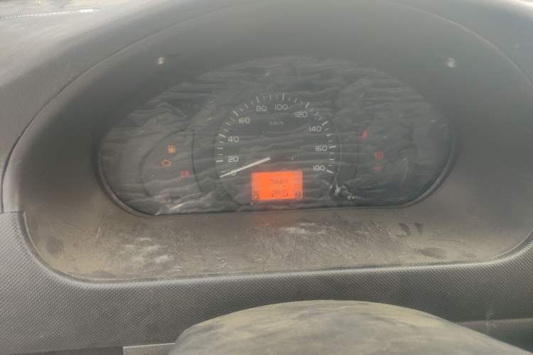 Used Wuling Rongguang Small Truck 2024 1.5L Double-Cab Extra-Long LAR Instrument Cluster