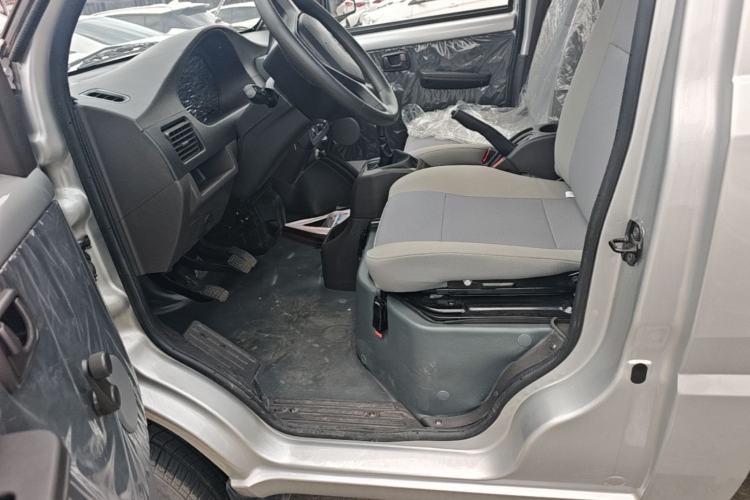 Used Wuling Rongguang Small Truck 2024 1.5L Single-Row Extra-Long LAR Left Front Seat