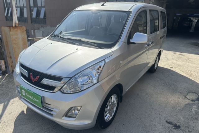 Used Wuling Rongguang V 2018 1.5L Standard Version