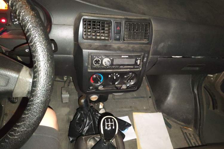 Used Wuling Rongguang V  Audio And AC Panel